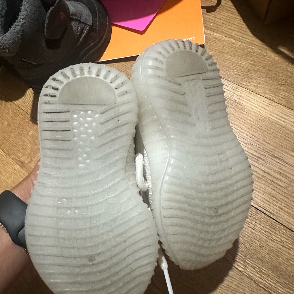 Faux Yeezys size 7c toddler